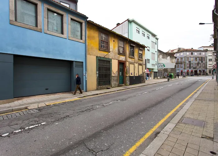 Host Wise - Spacious Trendy Flat W Netflix - Location Oporto