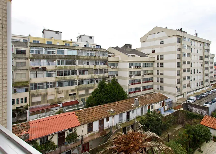 Appartamento Host Wise - Spacious Trendy Flat W Netflix - Location Oporto