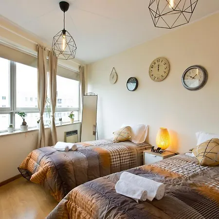 Host Wise - Spacious Trendy Flat W Netflix - Location