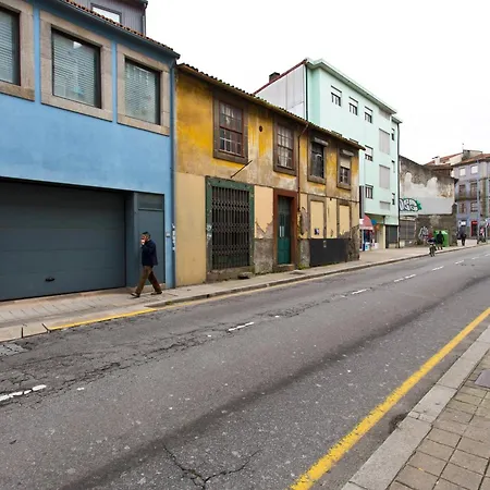 Host Wise - Spacious Trendy Flat W Netflix - Location 포르투