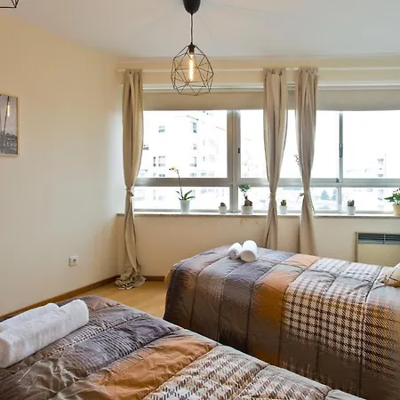 Host Wise - Spacious Trendy Flat W Netflix - Location Apartamento *