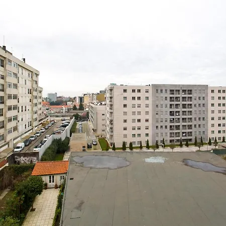 Host Wise - Spacious Trendy Flat W Netflix - Location Apartment