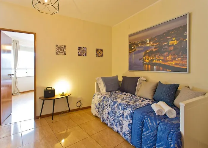 Host Wise - Spacious Trendy Flat W Netflix - Location Porto