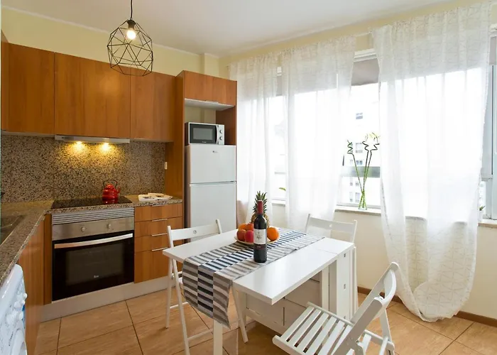 Host Wise - Spacious Trendy Flat W Netflix - Location 公寓 波尔图