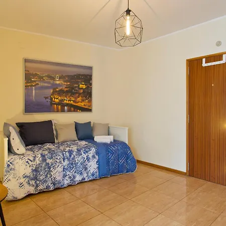 Host Wise - Spacious Trendy Flat W Netflix - Location *